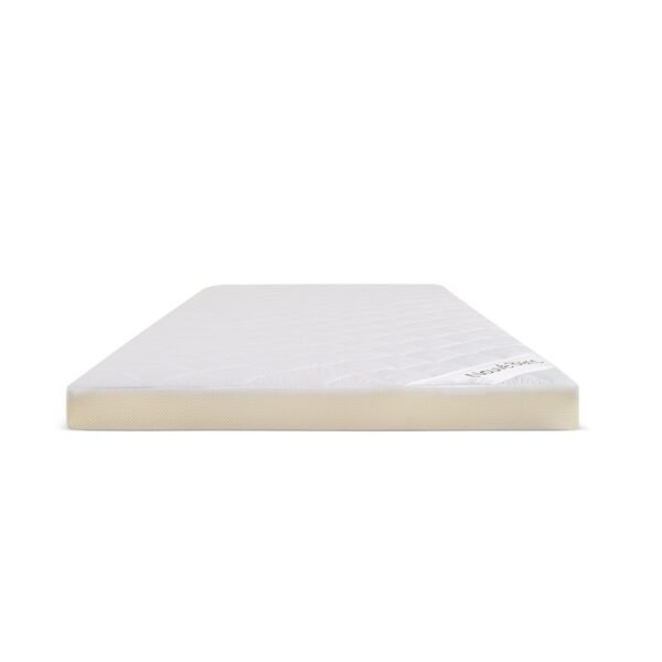 Mbishtresa Nouve Blanc